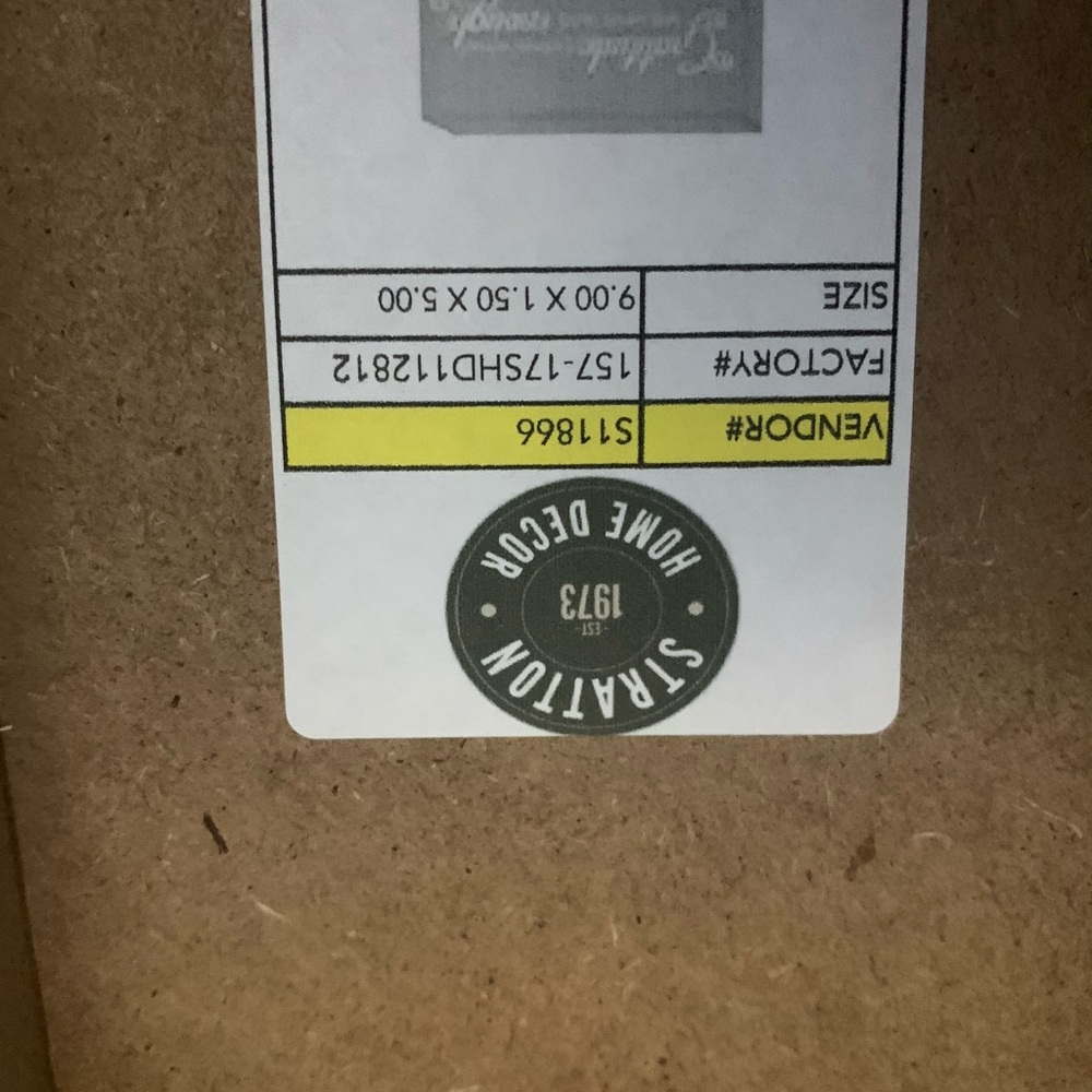 Home decor - Picture 3 of 3